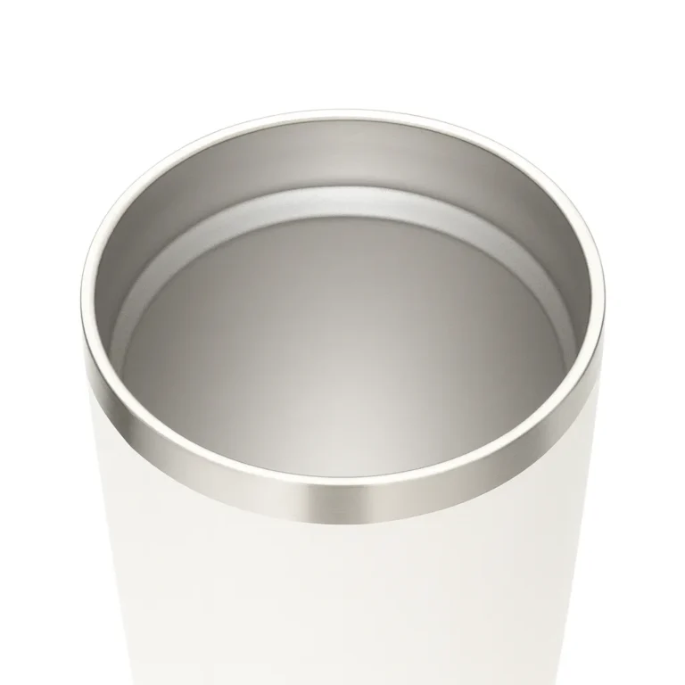 Stainless steel rim detail of the SUENBEYA cup, clean and refined